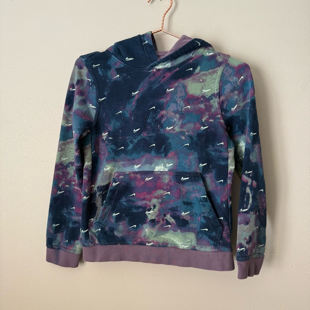 Nike Kids' Splash Dye Swoosh Graphic Hoodie Blue/Purple